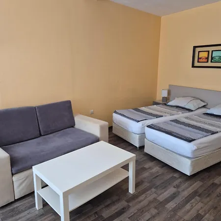 Yes Apartman Várna