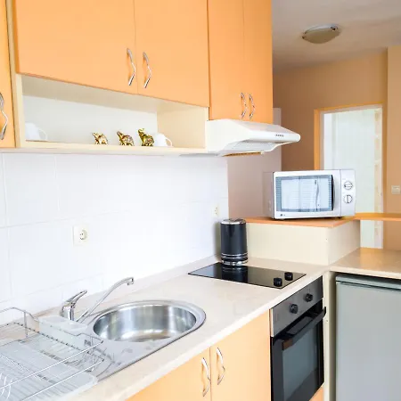 Yes Apartman