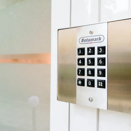 Yes Διαμέρισμα