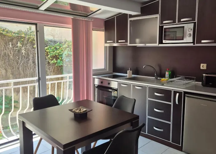 Апартаменты Yes *