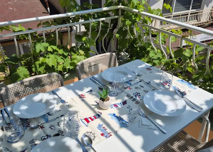 Yes Апартаменты Варна